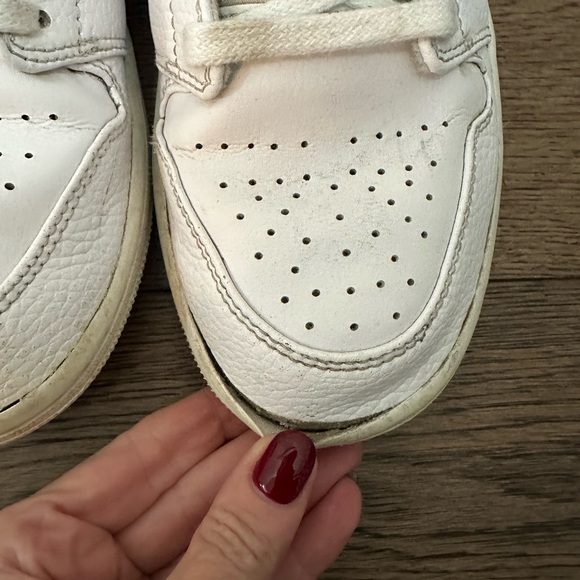 Air Jordan 1 Mid - Picture 6 of 6